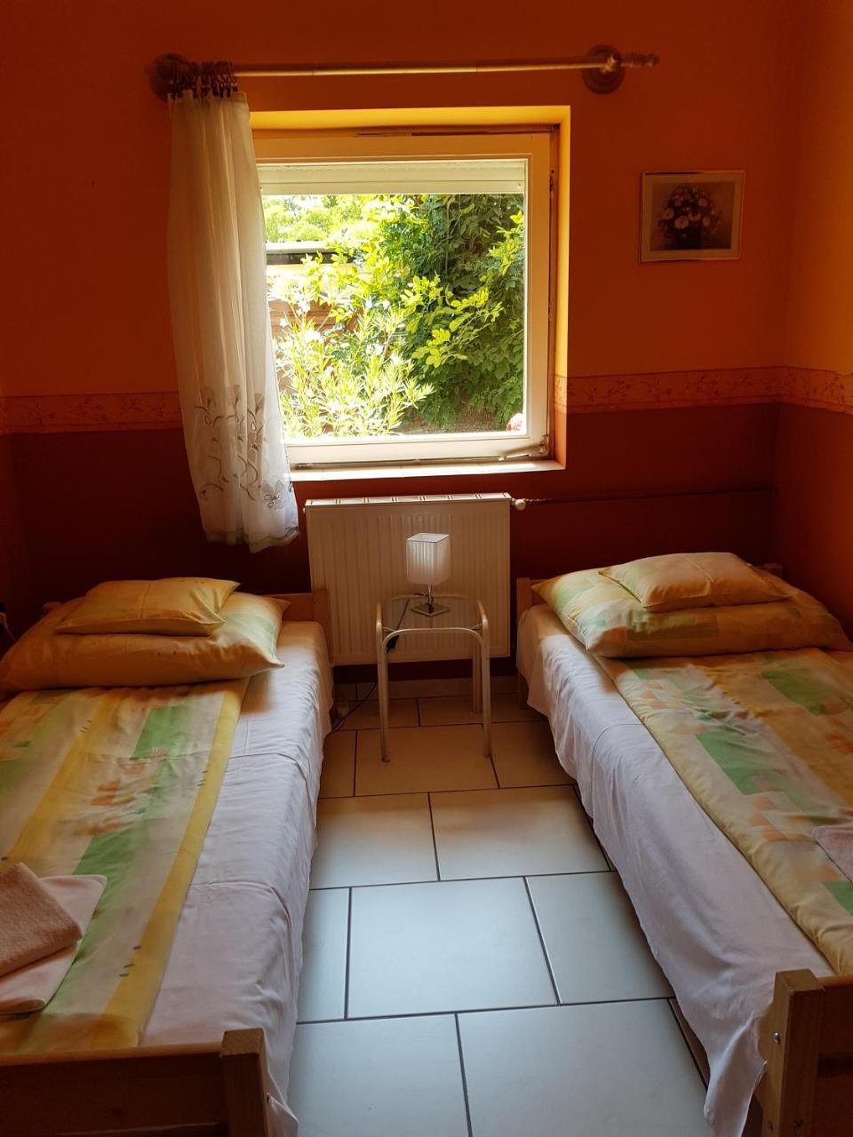 Hotel Pelikan Hódmezővásárhely Esterno foto